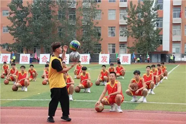 青少年篮球爱好者综合训练方案_2